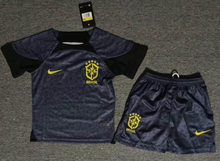 Brazil 2022 World Cup Goalkeeper Black Kids Soccer Kit Children Shirt And Shorts Kids