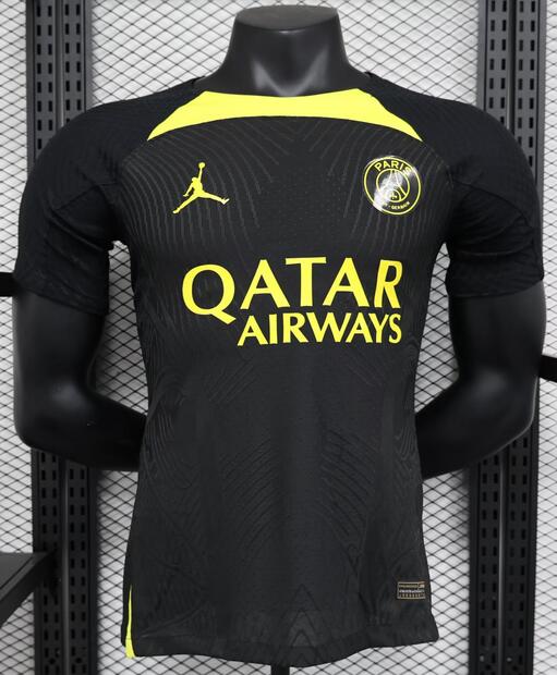 Chelsea 2023/24 Black Pre-Game Match Version Training Shirt