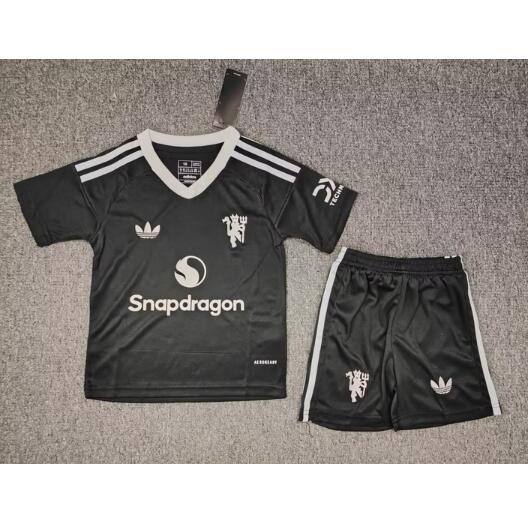 Manchester United 2024/25 Goalkeeper Kids Soccer Kit Children Shirt and Shorts