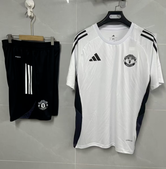 Manchester United 2025/26 White Training Uniforms (Shirt+Shorts)