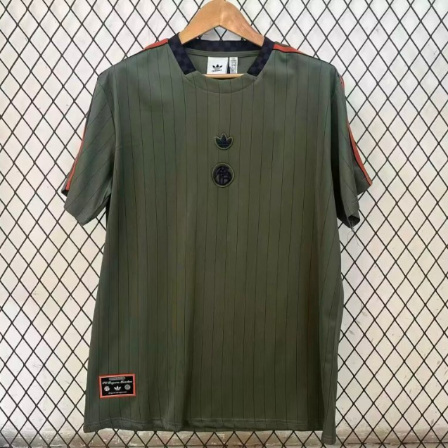 Bayern Munich 2025/26 Special Icon Green Shirt Soccer Jersey